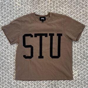 Women's/Unisex Stussy "STU" Allen Big Scale Tshirt in Tan/Black, Size S